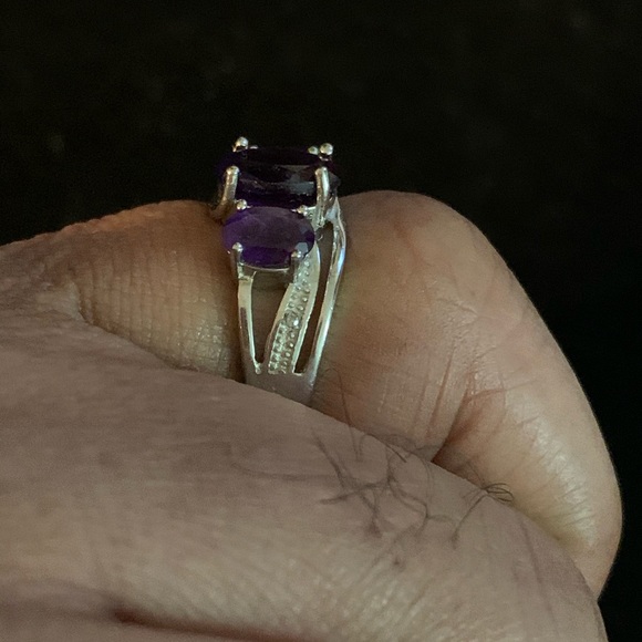 Amethyst Ring - Picture 2 of 5